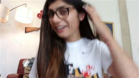 xxx mia|Mia Khalifa xxx videos